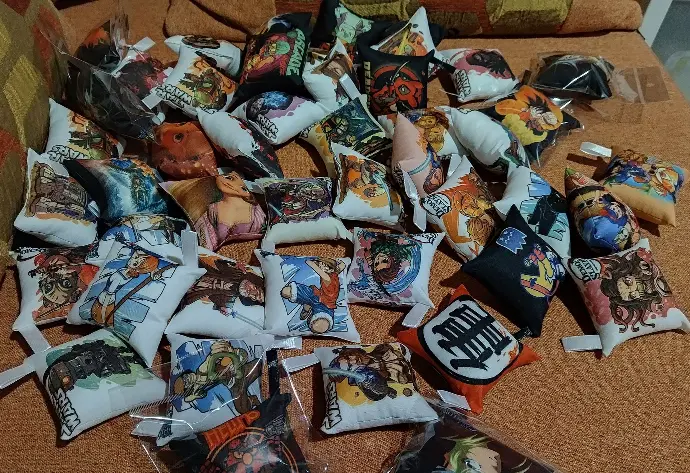 Llaveros Tipo Cojín Diseños Variados