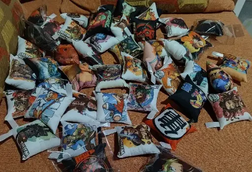 Llaveros Tipo Cojín Diseños Variados